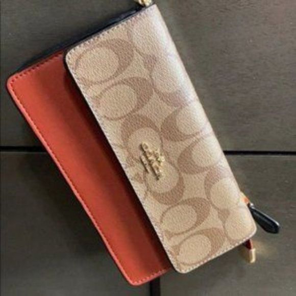 Coach Signature Colorblock Foldover Wristlet NWT - Picture 4 of 7